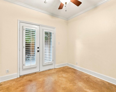 1714 Ovid Street - Photo Thumbnail 4