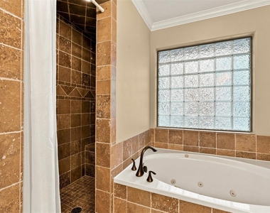 1714 Ovid Street - Photo Thumbnail 22