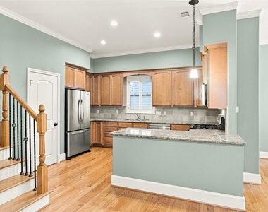1714 Ovid Street - Photo Thumbnail 12