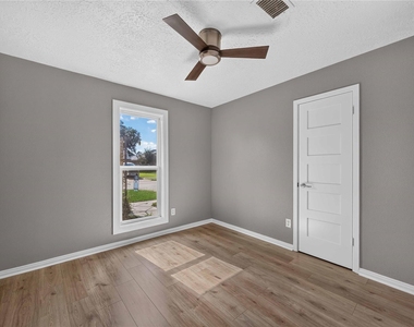 2702 Sicklepod Drive - Photo Thumbnail 10