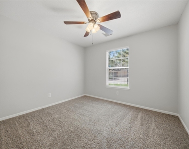 1607 Sandy Park Drive - Photo Thumbnail 12