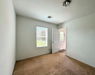 2803 S Red Birch Circle - Photo Thumbnail 1
