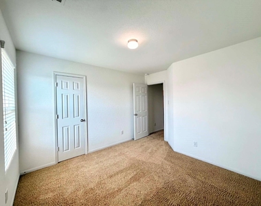 2803 S Red Birch Circle - Photo Thumbnail 10
