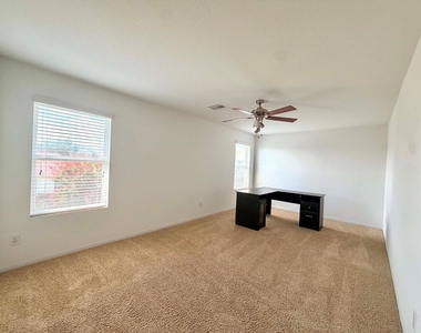 2803 S Red Birch Circle - Photo Thumbnail 8