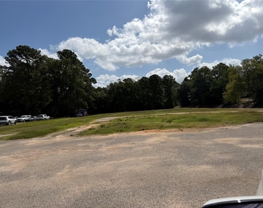 1202 N Frazier Street - Photo Thumbnail 1