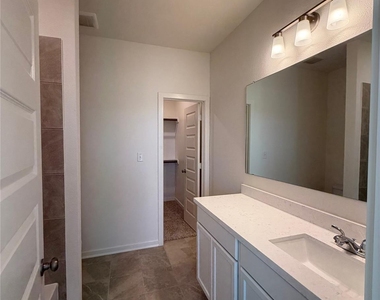 10661 Berry Branch - Photo Thumbnail 23