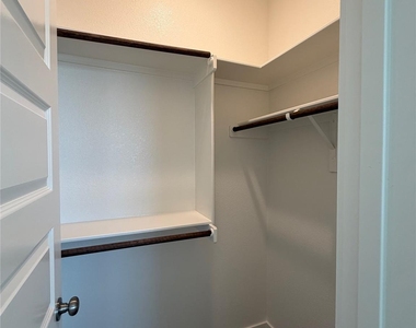 10661 Berry Branch - Photo Thumbnail 25
