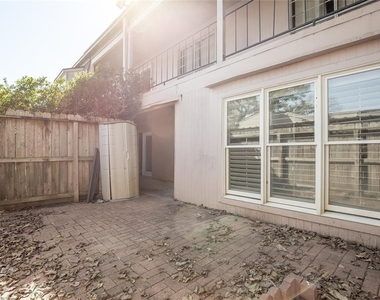 12633 Memorial Drive - Photo Thumbnail 22
