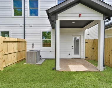 3334 Francis Street - Photo Thumbnail 27