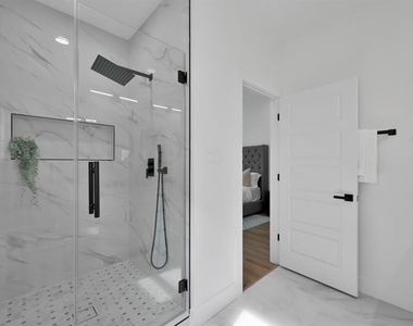 3334 Francis Street - Photo Thumbnail 20
