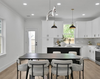3334 Francis Street - Photo Thumbnail 7