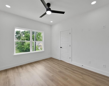 3334 Francis Street - Photo Thumbnail 23