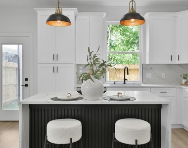 3334 Francis Street - Photo Thumbnail 11
