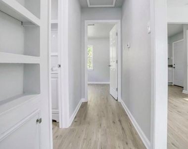 5123 Peachtree Street - Photo Thumbnail 3