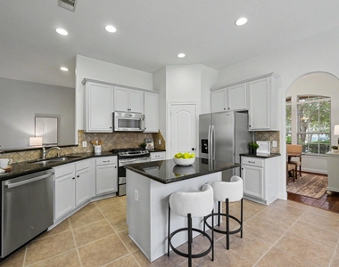 7 Fraiser Fir Place - Photo Thumbnail 13