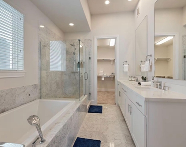 805 Bringhurst Street - Photo Thumbnail 6