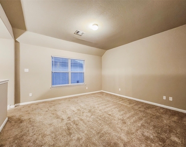 4329 Mcgregor Bluff Lane - Photo Thumbnail 6