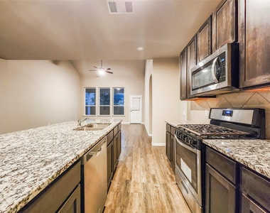 4329 Mcgregor Bluff Lane - Photo Thumbnail 4