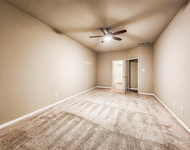4329 Mcgregor Bluff Lane - Photo Thumbnail 8