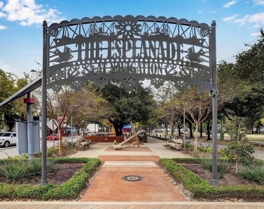 1806 Line Street - Photo Thumbnail 28