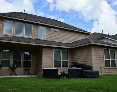 14502 Dakota Bend Drive - Photo Thumbnail 13