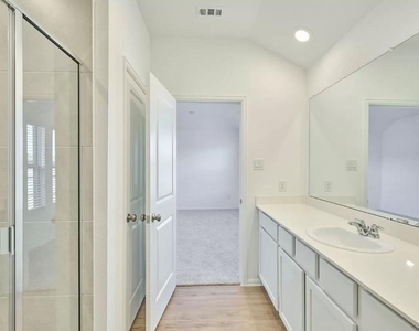 6313 Barrington Cliff Trail - Photo Thumbnail 4