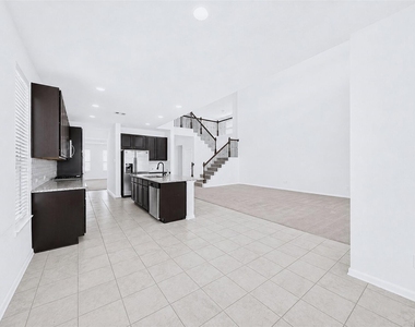 22406 Newcastle Waters Court - Photo Thumbnail 11
