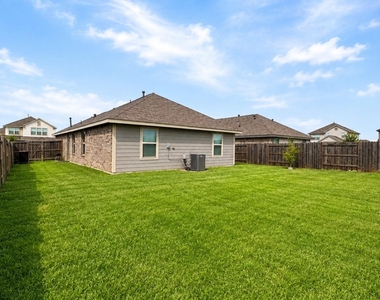 8734 Baywood Court - Photo Thumbnail 9