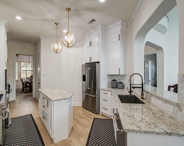 18807 Oriole Point Court - Photo Thumbnail 24