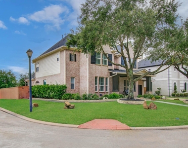 18807 Oriole Point Court - Photo Thumbnail 1