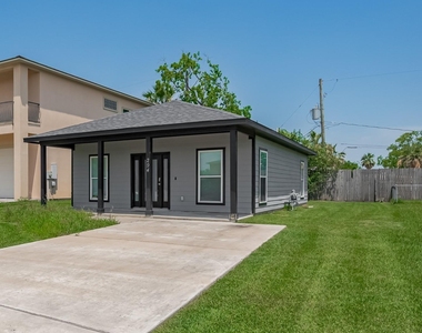 294 Debbie Lane - Photo Thumbnail 1