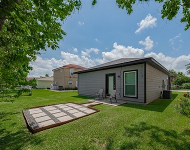 294 Debbie Lane - Photo Thumbnail 13