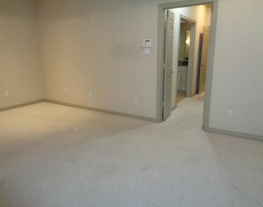 408 Reinerman Street - Photo Thumbnail 28