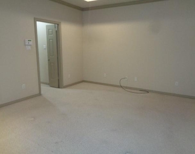 408 Reinerman Street - Photo Thumbnail 27