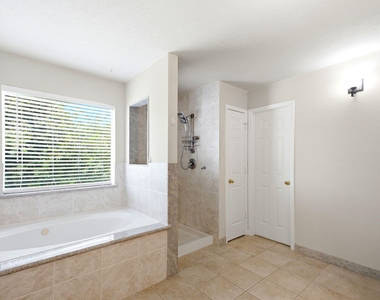 3126 Waters View Drive - Photo Thumbnail 34