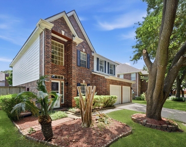 3126 Waters View Drive - Photo Thumbnail 3
