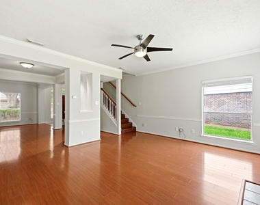 3126 Waters View Drive - Photo Thumbnail 15