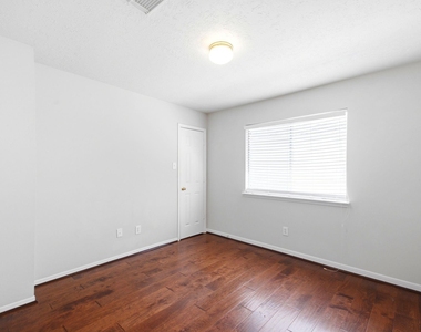 3126 Waters View Drive - Photo Thumbnail 38