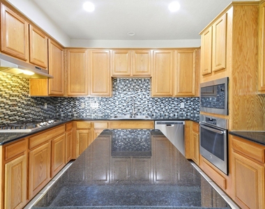 3126 Waters View Drive - Photo Thumbnail 21