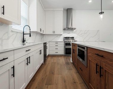1816 Drover Lane - Photo Thumbnail 4