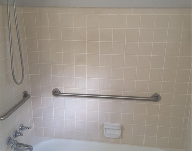18521 Railroad Avenue - Photo Thumbnail 21