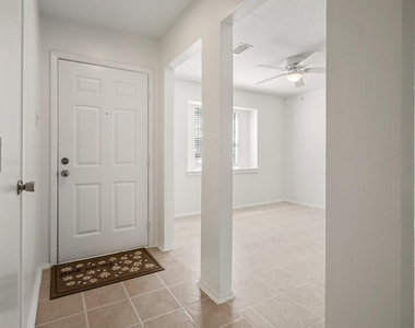 72 Oldstream Court - Photo Thumbnail 3