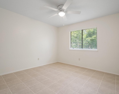 72 Oldstream Court - Photo Thumbnail 18