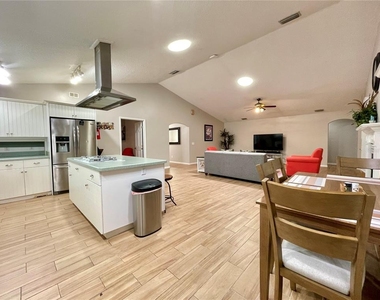 947 Mcdonald Road - Photo Thumbnail 15