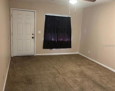 8203 N Klondyke Street - Photo Thumbnail 2