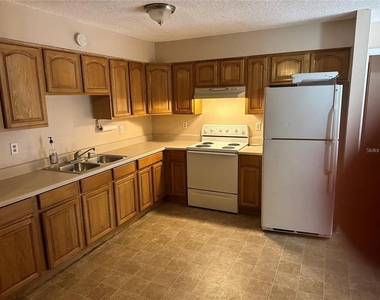 8203 N Klondyke Street - Photo Thumbnail 1