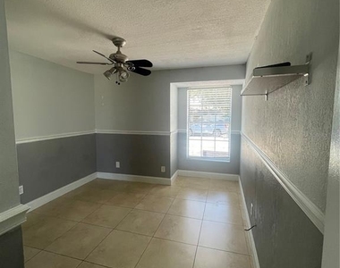 8524 Catalina Drive - Photo Thumbnail 12