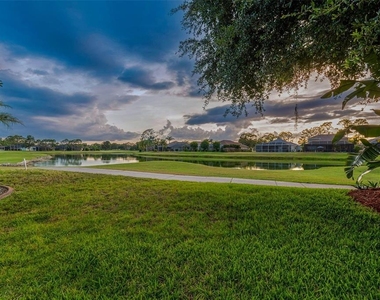 3553 Morgans Bluff Court - Photo Thumbnail 75