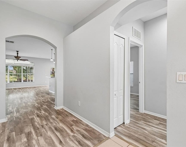3553 Morgans Bluff Court - Photo Thumbnail 10