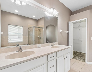 3553 Morgans Bluff Court - Photo Thumbnail 35